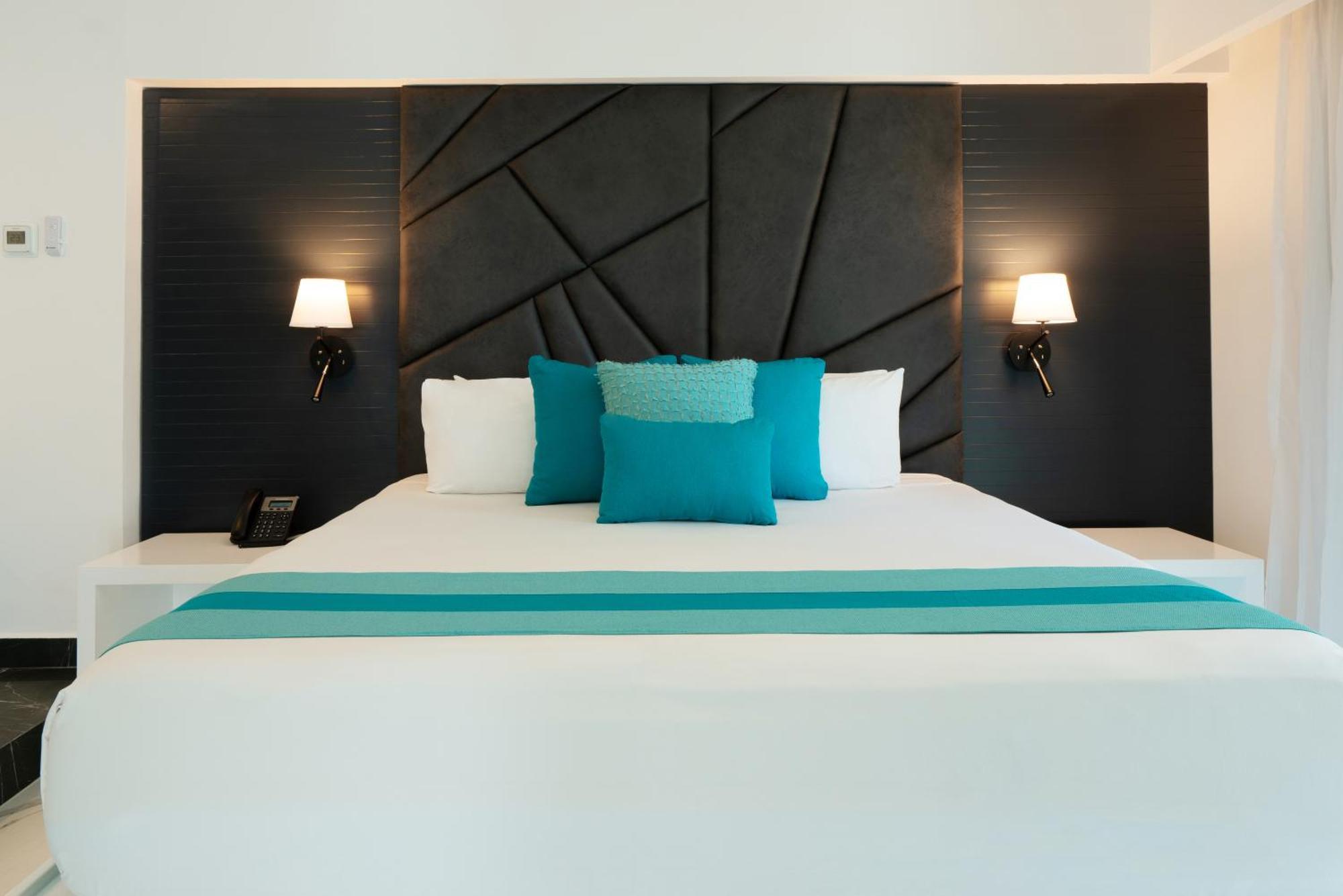 The Fives Beach Hotel & Residences - All Senses Inclusive プレヤデルカーメン エクステリア 写真